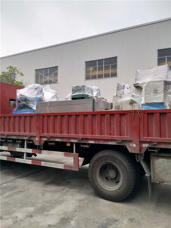 小型設(shè)備搬家